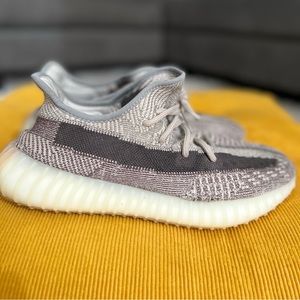 Mens 8.5 Adidas Yeezy Boost 350 V2 Zyon Grey Purple